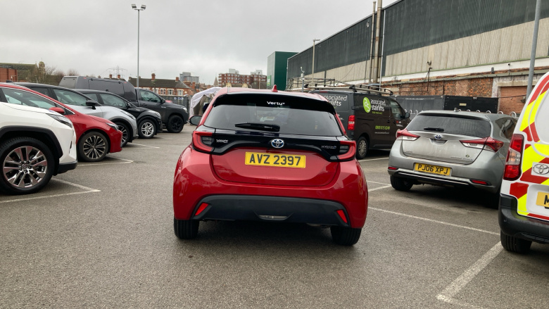 Toyota Yaris 1.5 Hybrid Design 5dr CVT Hybrid Hatchback